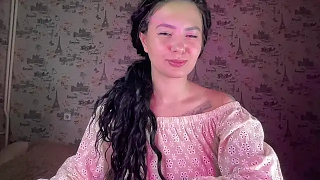 Snapshot of Just_Scarlet_ chatting on October 4, 2025, 10:35 am Just Scarlet online show from October 4, 2025, 10:35 am