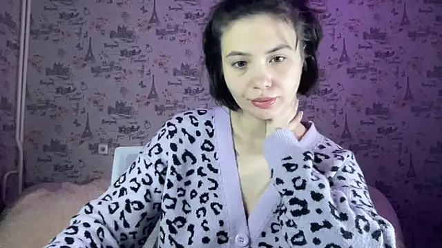 Snapshot of Just_Scarlet_ chatting on October 19, 2025, 11:44 am Just Scarlet online show from October 19, 2025, 11:44 am