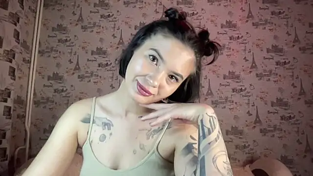 Snapshot of Just_Scarlet_ chatting on October 24, 2025, 2:57 pm Just Scarlet online show from October 24, 2025, 2:57 pm