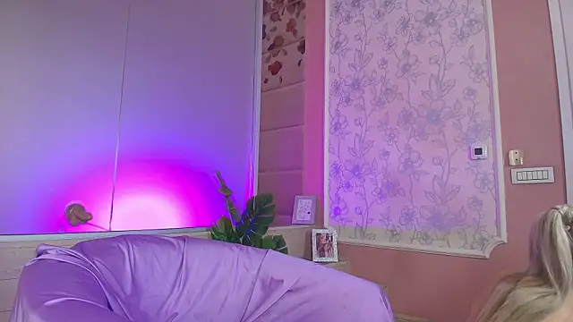 LexySinner online show from March 10, 2025, 7:07 pm