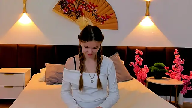 Snapshot of Amber_Rogers chatting on March 13, 2025, 6:34 pm Amber Rogers online show from March 13, 2025, 6:34 pm