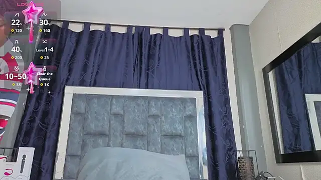 Snapshot of Effie_cooper chatting on September 12, 2025, 8:09 pm Effie cooper online show from September 12, 2025, 8:09 pm