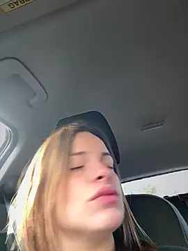 Snapshot of gynna_kimera chatting on December 16, 2025, 10:42 am gynna kimera online show from December 16, 2025, 10:42 am