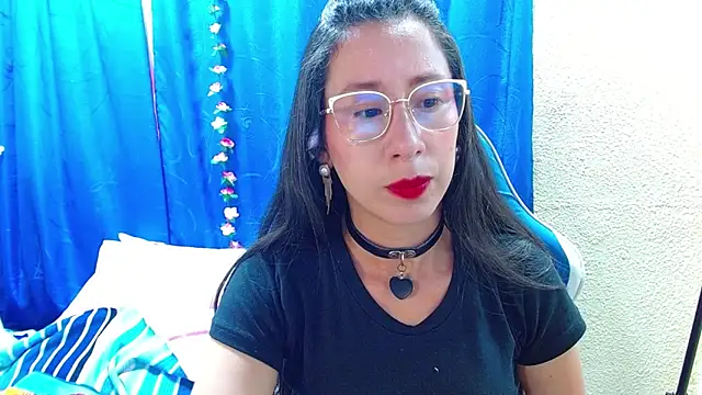 Gia leinn online show from April 26, 2026, 3:42 pm