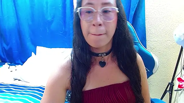 Gia leinn online show from May 25, 2026, 8:04 pm