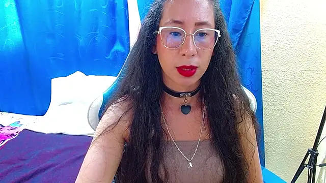 Gia leinn online show from June 5, 2026, 3:51 pm