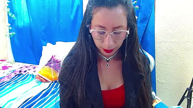 Gia leinn online show from June 16, 2026, 3:36 pm