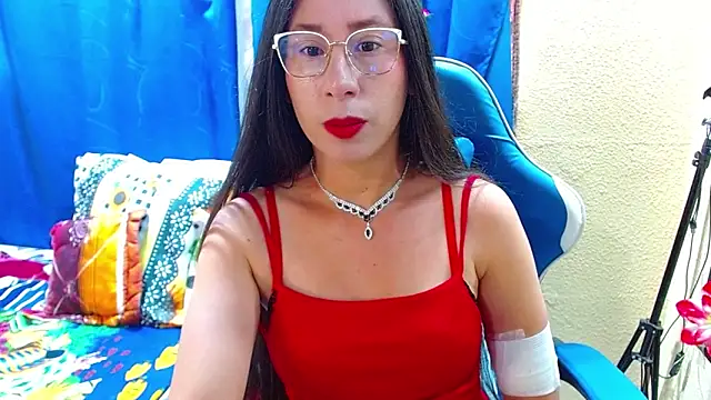 Gia leinn online show from June 21, 2026, 7:27 pm