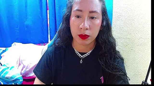 Gia leinn online show from July 14, 2026, 2:34 pm
