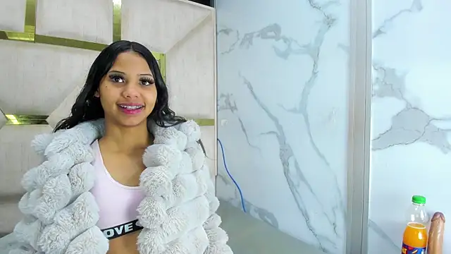 Snapshot of Kendall_6669 chatting on November 4, 2025, 12:59 pm Kendall 6669 online show from November 4, 2025, 12:59 pm