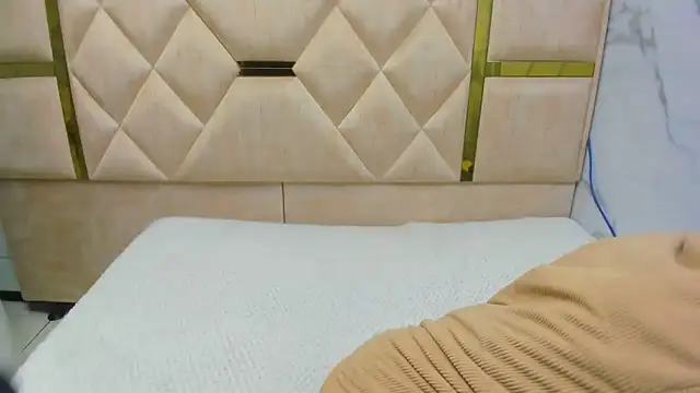 Snapshot of Kendall_6669 chatting on November 22, 2025, 12:59 pm Kendall 6669 online show from November 22, 2025, 12:59 pm