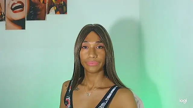 red veltet online show from September 22, 2025, 11:18 pm