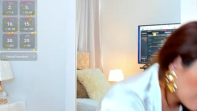 isabellarous- online show from September 29, 2025, 7:51 pm