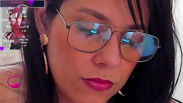 Snapshot of isabellarous- chatting on June 13, 2026, 7:45 pm isabellarous- online show from June 13, 2026, 7:45 pm