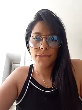 isabellarous- online show from July 31, 2026, 7:24 pm