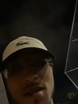 Snapshot of MaxxxSteil chatting on March 9, 2025, 3:22 am MaxxxSteil online show from March 9, 2025, 3:22 am