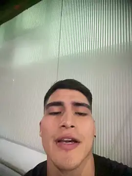 Snapshot of MaxxxSteil chatting on March 15, 2025, 11:39 pm MaxxxSteil online show from March 15, 2025, 11:39 pm