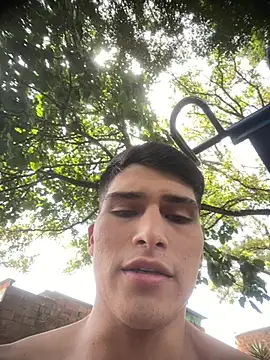 Snapshot of MaxxxSteil chatting on March 21, 2025, 6:18 pm MaxxxSteil online show from March 21, 2025, 6:18 pm