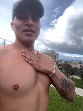 Snapshot of MaxxxSteil chatting on September 18, 2025, 9:17 pm MaxxxSteil online show from September 18, 2025, 9:17 pm