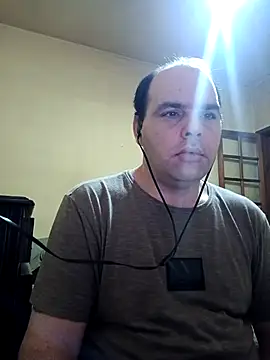 Jovissoares7ye online show from May 2, 2026, 1:54 am