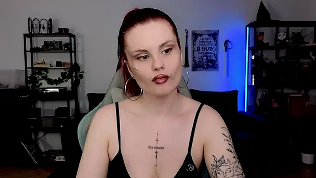 Della Ideal online show from July 8, 2026, 5:28 pm