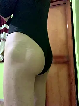 Snapshot of Femboylili chatting on January 15, 2026, 10:57 pm Femboylili online show from January 15, 2026, 10:57 pm