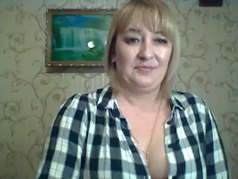 Snapshot of ArielXLoveresss chatting on March 16, 2025, 5:39 pm ArielXLoveresss online show from March 16, 2025, 5:39 pm