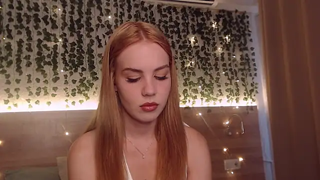 Snapshot of IvyAngel chatting on July 18, 2026, 3:05 pm IvyAngel online show from July 18, 2026, 3:05 pm