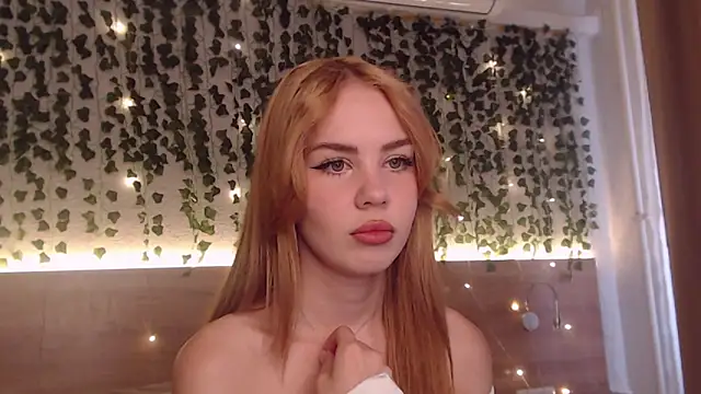 Snapshot of IvyAngel chatting on August 1, 2026, 1:21 pm IvyAngel online show from August 1, 2026, 1:21 pm