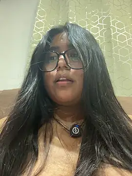 virginbrunette99 online show from June 25, 2026, 6:29 am