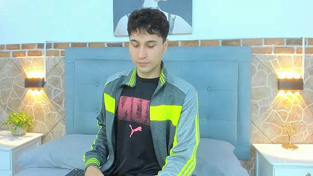 Snapshot of buddy_whitte chatting on March 9, 2025, 11:36 am buddy whitte online show from March 9, 2025, 11:36 am