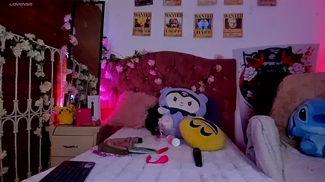 Snapshot of Minami_Nakamura chatting on November 28, 2025, 2:47 am Minami Nakamura online show from November 28, 2025, 2:47 am