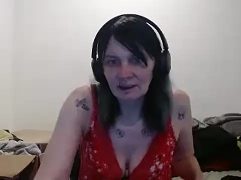 Hotmodel1984 online show from July 1, 2026, 2:13 am
