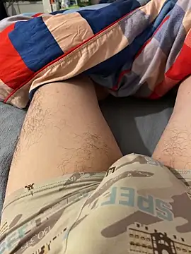 Snapshot of zou_9997 chatting on December 2, 2025, 1:44 am zou 9997 online show from December 2, 2025, 1:44 am