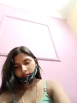 heena-3678 online show from March 22, 2026, 1:14 pm