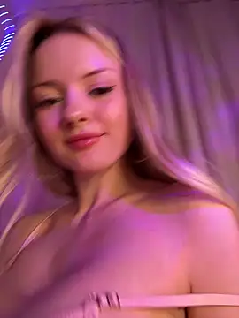 AngelicaaHeaven online show from March 20, 2025, 8:08 pm