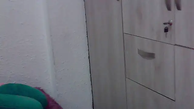 Victoria Lover online show from March 3, 2025, 11:56 pm