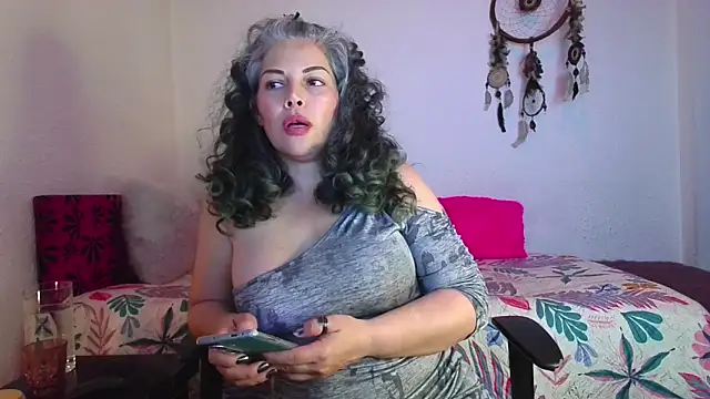 Victoria Lover online show from December 20, 2025, 3:46 am