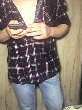 Snapshot of TOPGUN_69 chatting on March 16, 2026, 9:19 pm TOPGUN 69 online show from March 16, 2026, 9:19 pm