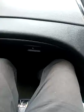 Hotdog142xh online show from November 28, 2025, 9:01 am