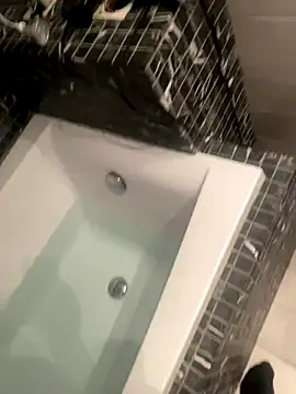 gryzoon online show from October 23, 2025, 2:00 am