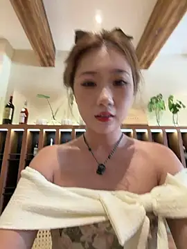 Xiaoxia-Baby online show from June 12, 2026, 4:55 am