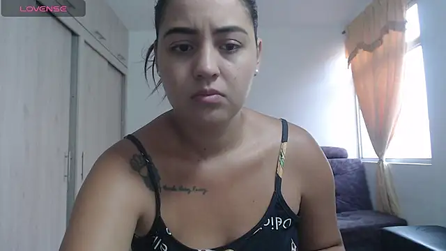 Snapshot of Anthonela_Queen chatting on November 15, 2025, 12:56 pm Anthonela Queen online show from November 15, 2025, 12:56 pm
