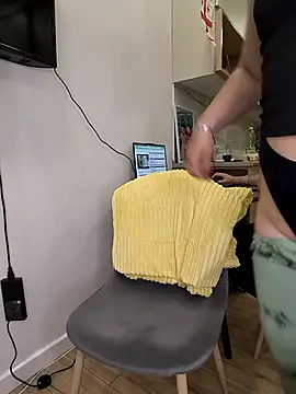  KissMyAss  online show from April 24, 2026, 11:51 pm