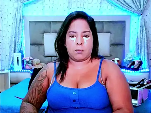 indiantopaz694u online show from September 9, 2025, 4:01 am