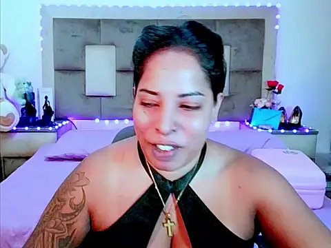 Snapshot of indiantopaz694u chatting on May 29, 2026, 5:49 am indiantopaz694u online show from May 29, 2026, 5:49 am