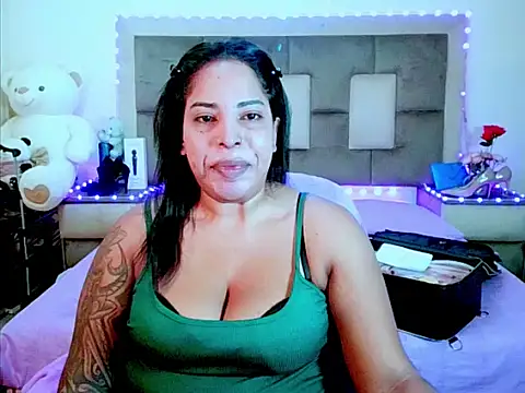 Snapshot of indiantopaz694u chatting on July 15, 2026, 5:23 am indiantopaz694u online show from July 15, 2026, 5:23 am
