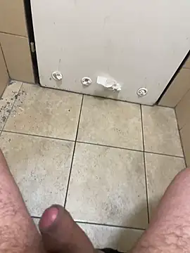 Alexander18edd online show from September 22, 2025, 9:44 am