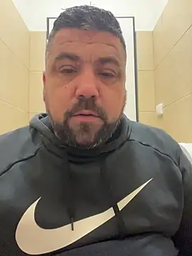 Alexander18edd online show from February 9, 2026, 6:50 am