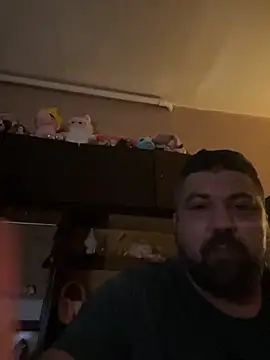 Alexander18edd online show from February 17, 2026, 7:42 pm